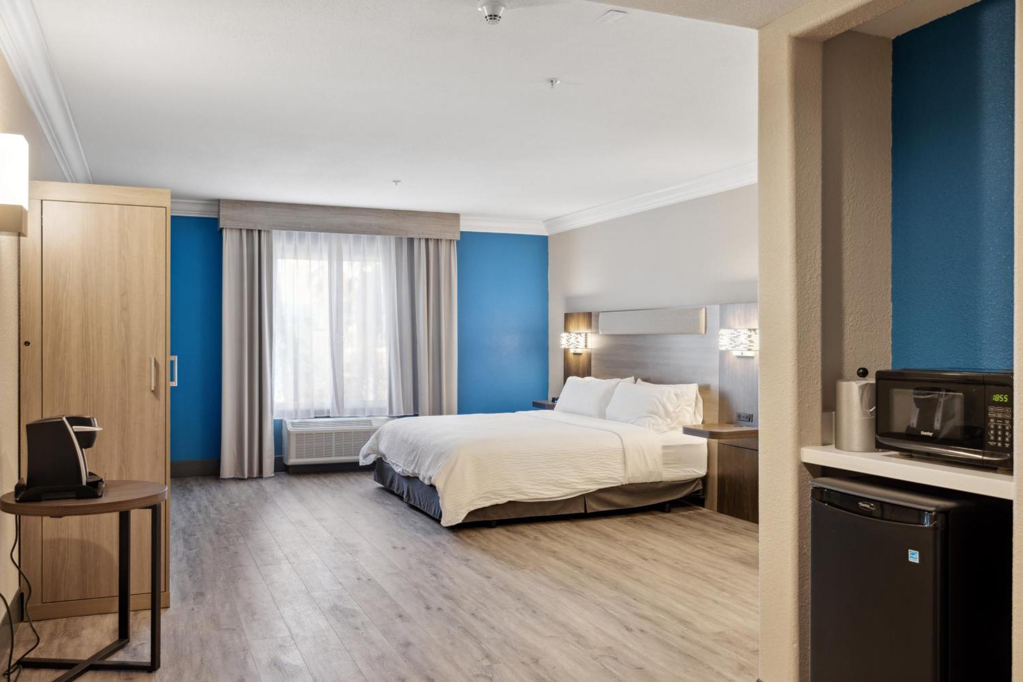 Holiday Inn Express Hotel & Suites Vacaville By Ihg Экстерьер фото