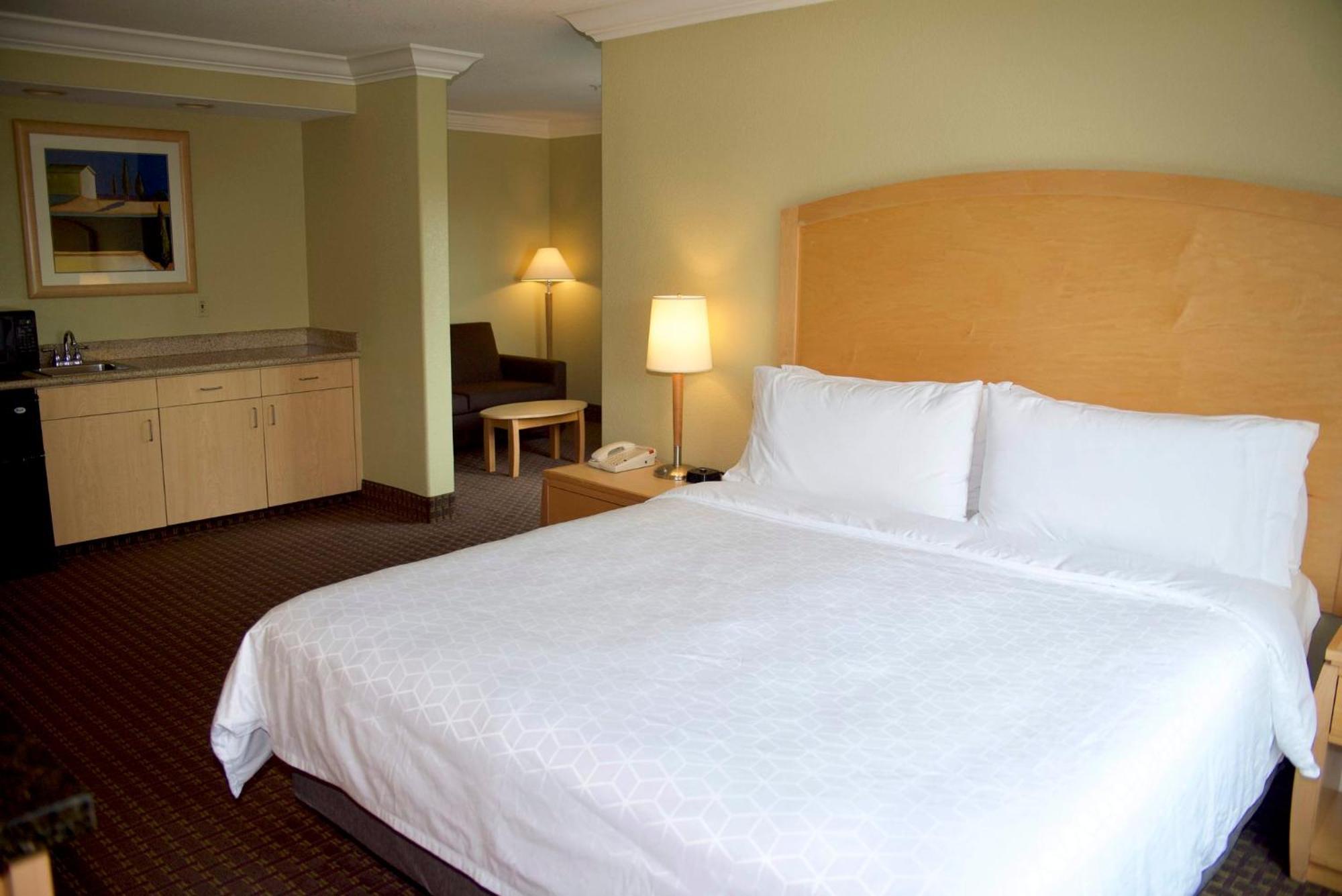 Holiday Inn Express Hotel & Suites Vacaville By Ihg Экстерьер фото