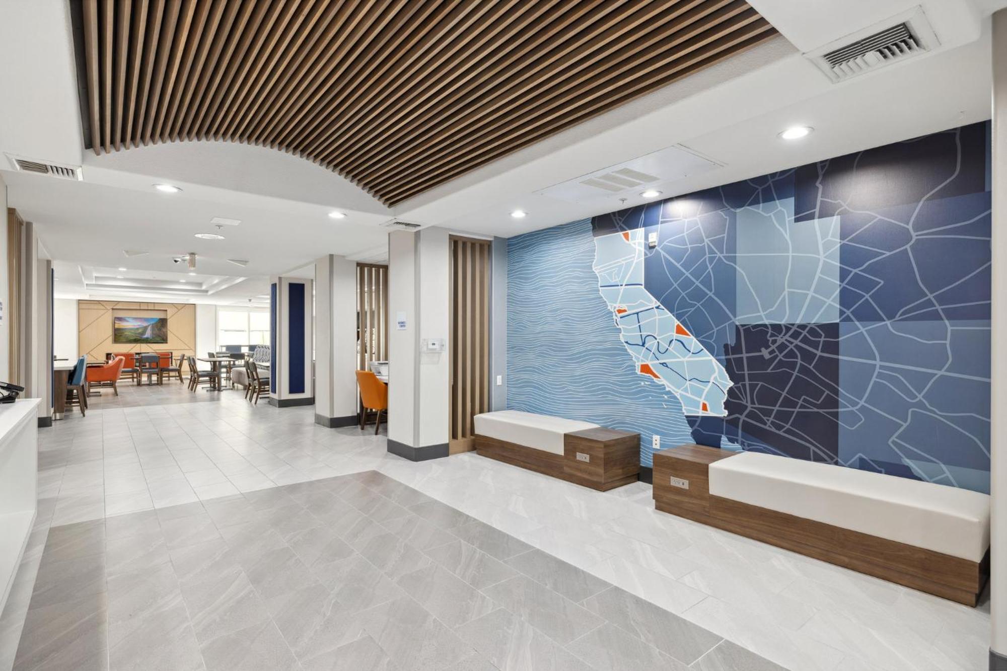 Holiday Inn Express Hotel & Suites Vacaville By Ihg Экстерьер фото